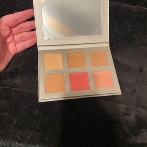Unused iconic London - blaze chaser face pallet